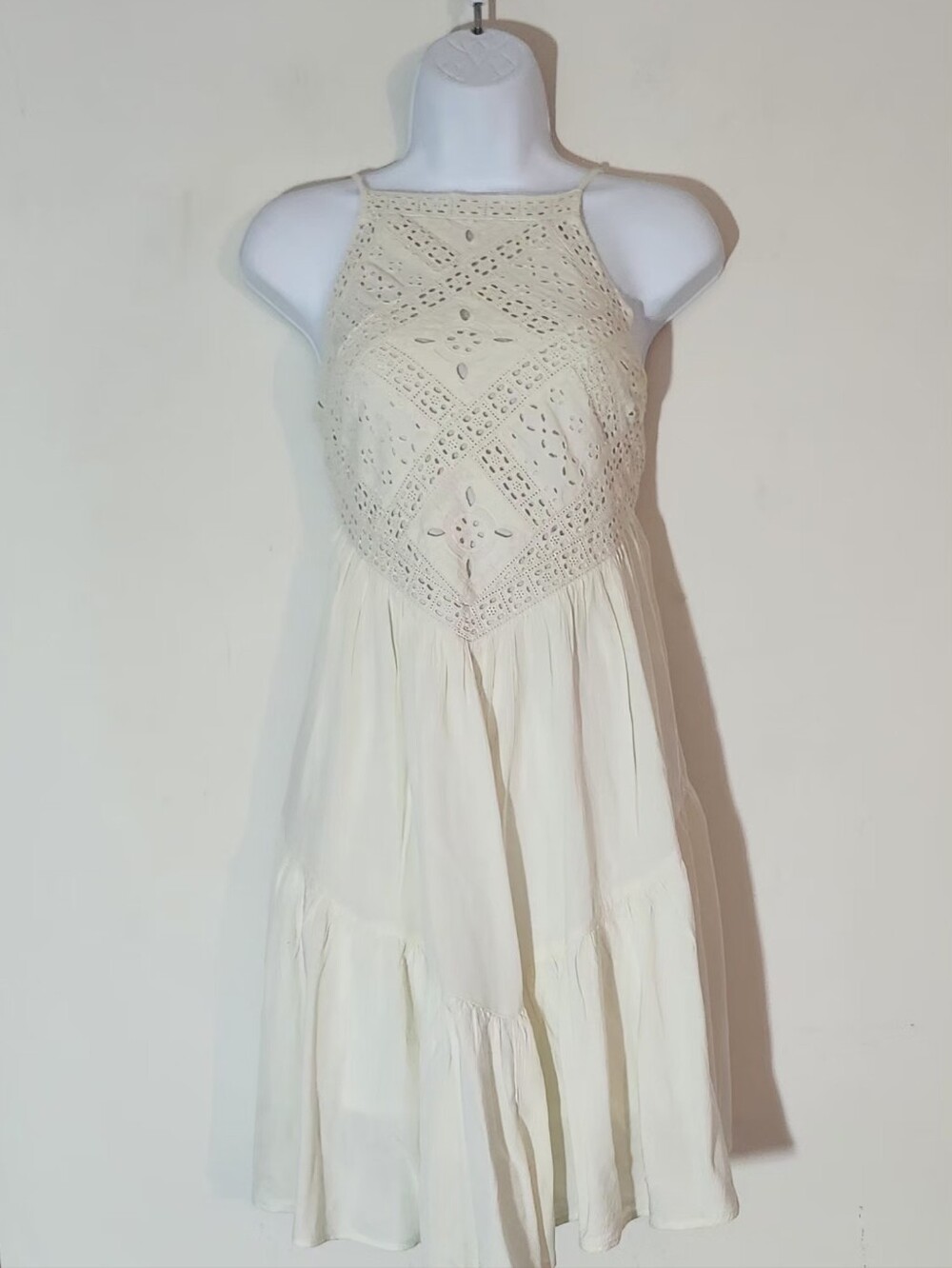 American Eagle Outfitters Eyelet Crochet Bodice Tiered Dress Size: M Color:Ivory